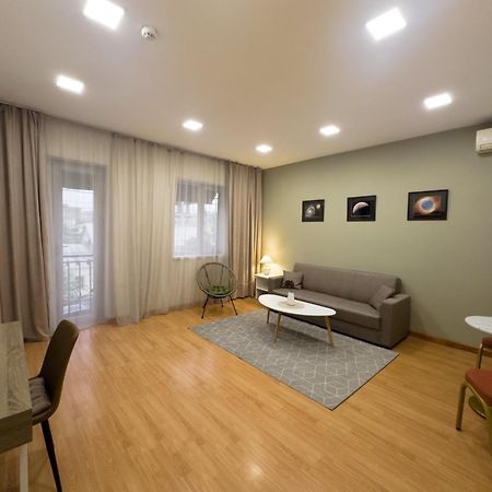 Rest Apartments By Nava Hotel Erevan Esterno foto