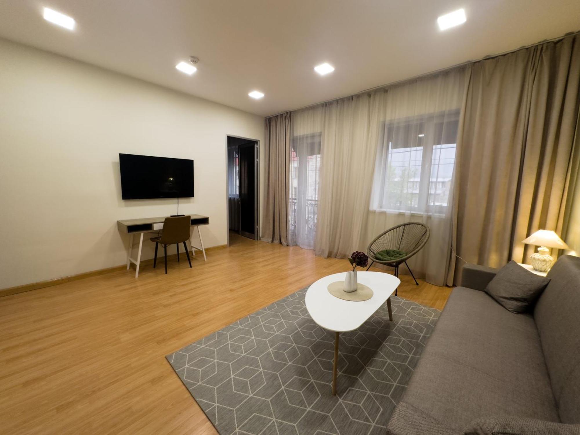 Rest Apartments By Nava Hotel Erevan Esterno foto